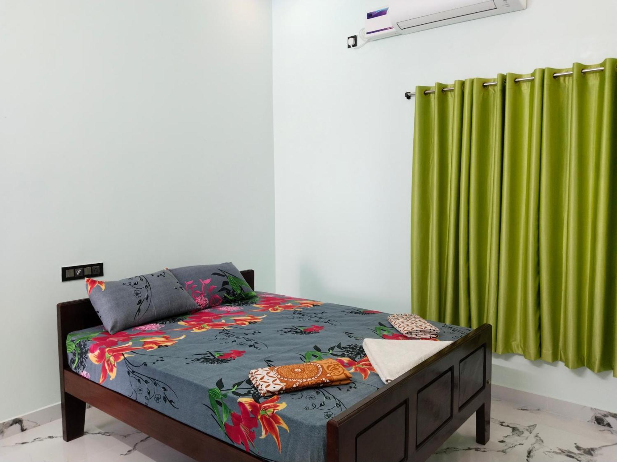 Vedhav Residency Hotel กันยากุมารี ภายนอก รูปภาพ